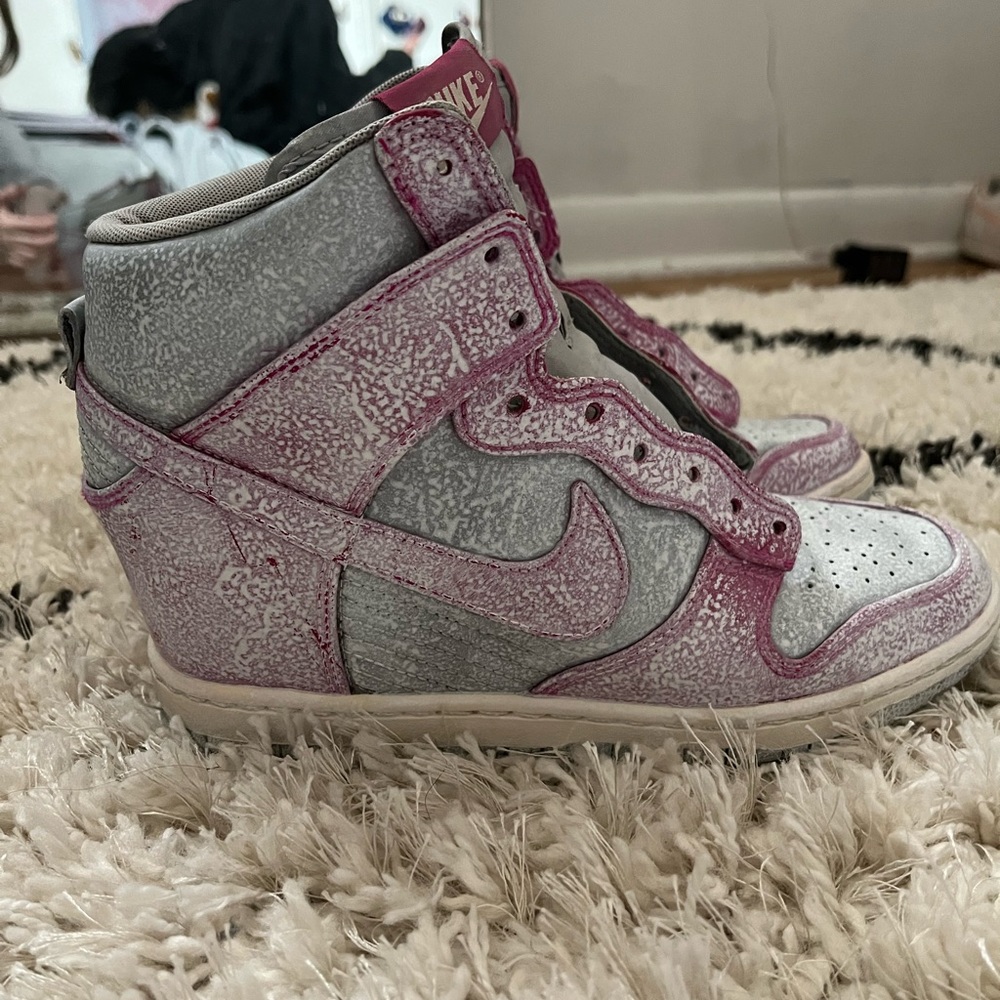 Woman’s size 8 Nike dunk wedge sneakers